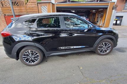 Hyundai TUCSON 55.000 km 17.500 &euro; Dortmund 44388