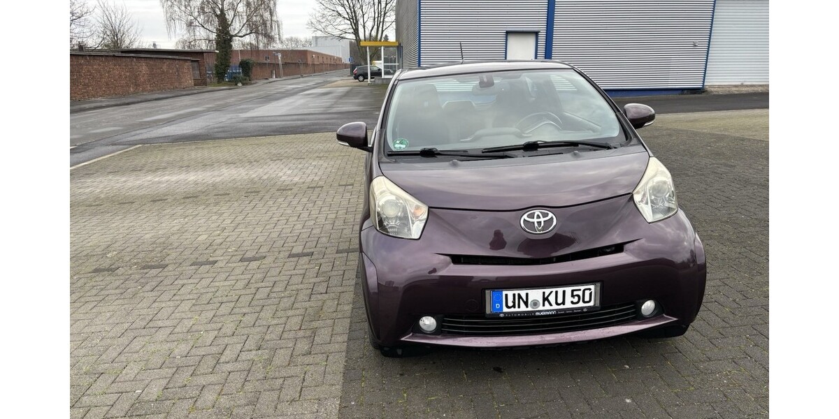 Toyota I Q 143.300 km 3.400 &euro; Holzwickede 59439