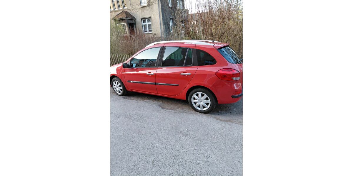 Renault Clio 183.000 km 2.400 &euro; Hagen 58099