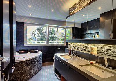 LUXURIÖSES TRAUMHAUS MIT POOL 7 zimmer