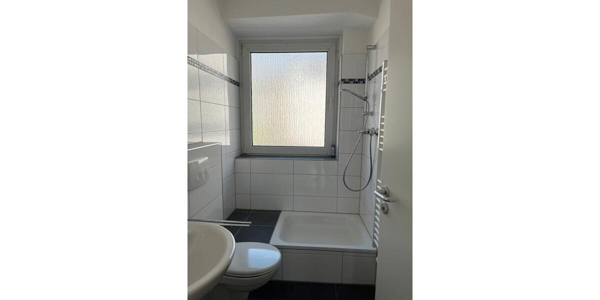 Lichtdurchflutet & zentral: 2,5-Raum-Wohnung 2 zimmer