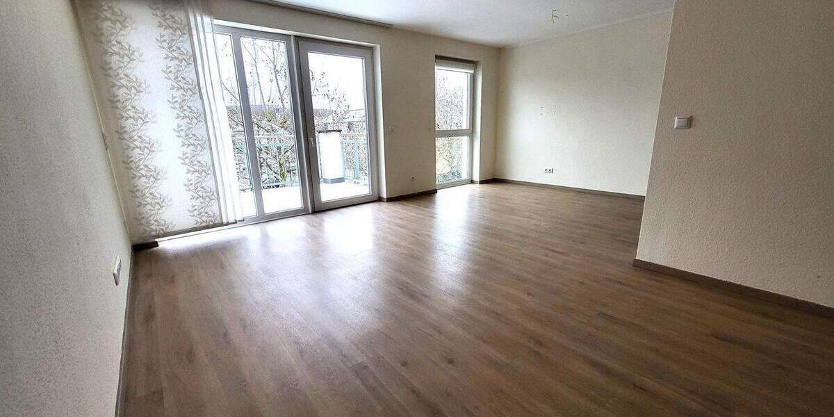 Etagenwohnung Hemer - 2 Zimmer, 83 m&sup2;, 995&euro; | Angebot:24775503