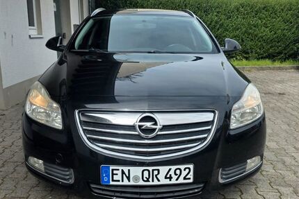 Opel Insignia 135.000 km 3.990 &euro; Sprockhövel 45549