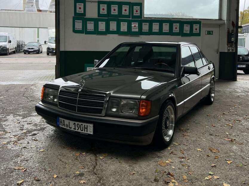 Mercedes-Benz 190 184.485 km 8.200 € Hagen 58099