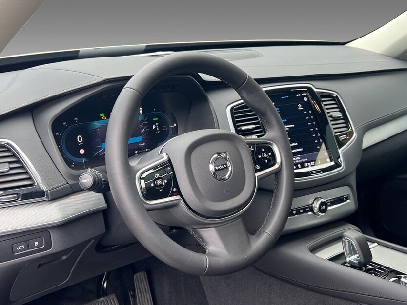 Volvo XC90 T8 Plus Bright AWD H&K Pano Kamera 7-Sitzer 9.987 km 43.900 € Wuppertal 42327