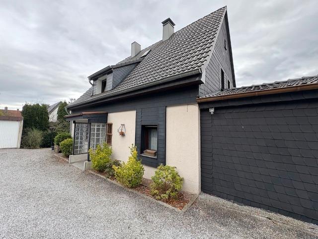 Einfamilienhaus Gevelsberg - 6 Zimmer, 125 m&sup2;, 900&euro; | Angebot:24427377