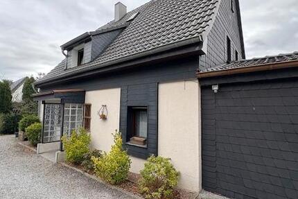 Haus Gevelsberg - 6 Zimmer, 125 m&sup2;, 900&euro; | Angebot:24427377