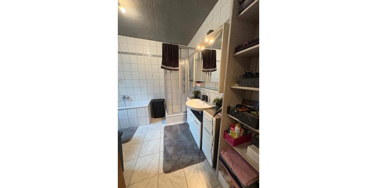 Einfamilienhaus Gevelsberg - 6 Zimmer, 125 m&sup2;, 900&euro; | Angebot:24427377