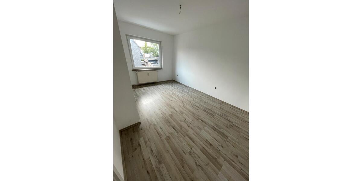 Etagenwohnung Ennepetal - 2 Zimmer, 60 m&sup2;, 650&euro; | Angebot:25855862