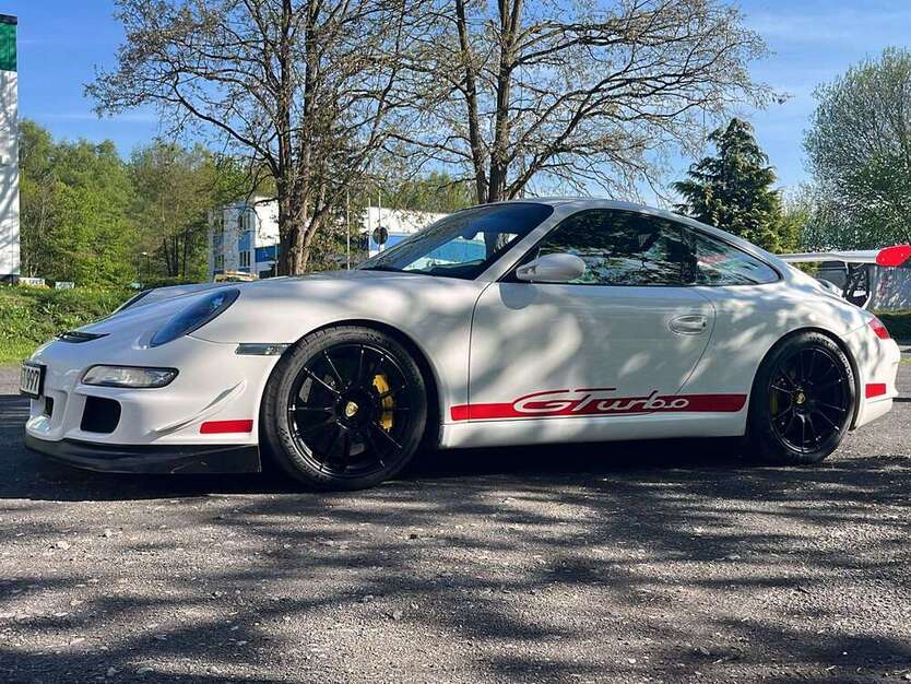 997