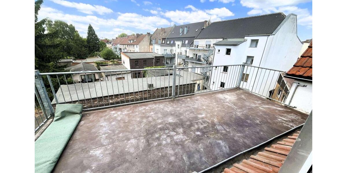 Dachgeschoßwohnung Herne Sodingen - 5 Zimmer, 110 m&sup2;, 1.070&euro; | Angebot:24149075