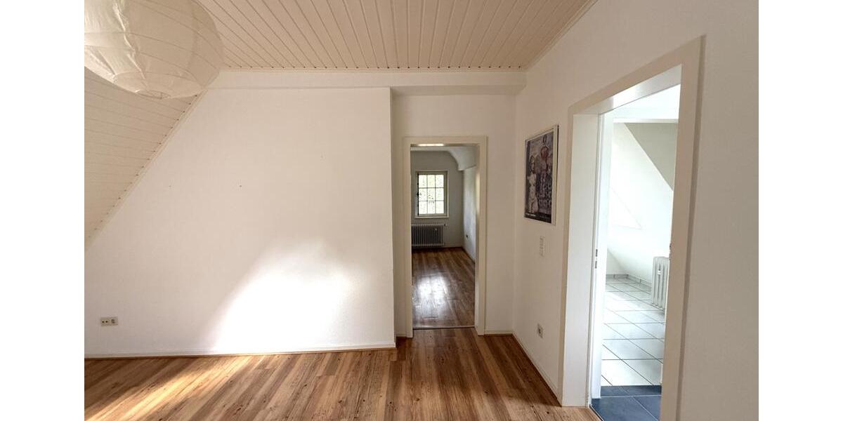 Villa Gelsenkirchen Buer - 12 Zimmer, 310 m&sup2;, 3.200&euro; | Angebot:22985202