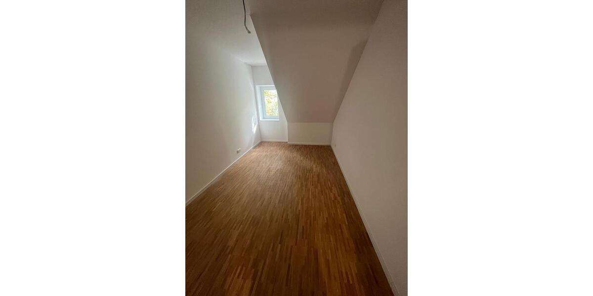 Dachgeschoßwohnung Dortmund Innenstadt West - 1.5 Zimmer, 42 m&sup2;, 865&euro; | Angebot:26475266
