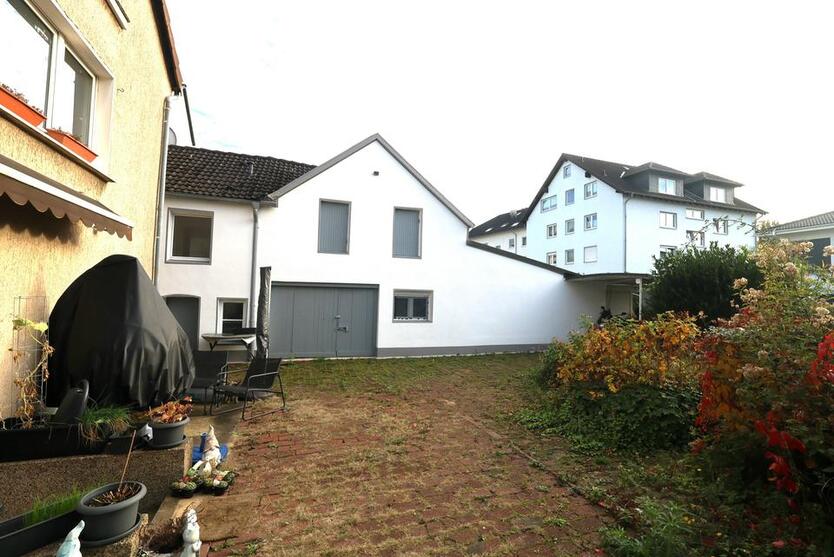 Seltene Gelegenheit! 4,5-Zimmer-Erdgeschosswohnung mit Garten in Hagen-Vorhalle – Bezugsfrei zimmer