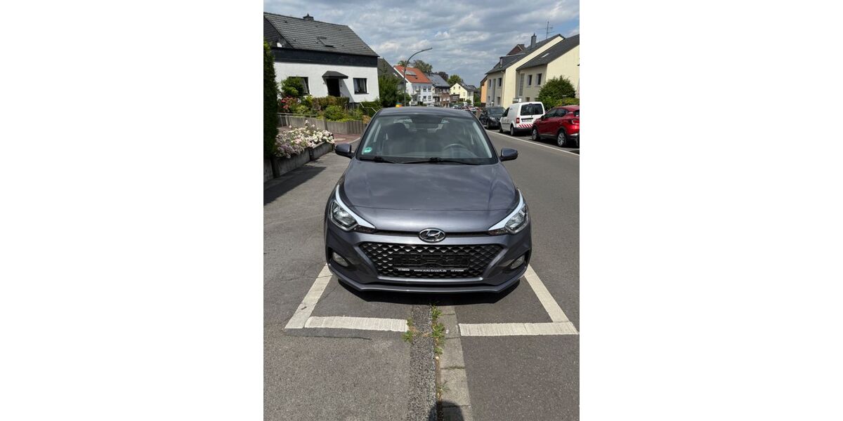 Hyundai i20 37.323 km 14.990 &euro; Dortmund 44309