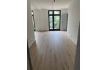 Schöne 4,5 Zimmer Wohnung in 3 Familienhaus