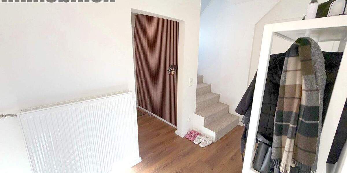 Reihenmittelhaus Holzwickede - 4 Zimmer, 110 m&sup2;, 365.000&euro; | Angebot:25777433