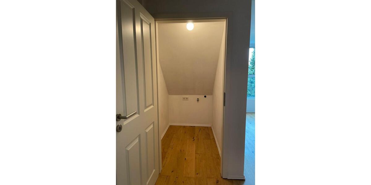 Dachgeschoßwohnung Hagen Hagen-Nord - 2 Zimmer, 60 m&sup2;, 699&euro; | Angebot:26180123