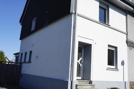 Haus Hattingen Blankenstein - 4 Zimmer, 110 m&sup2;, 1.500&euro; | Angebot:25967732