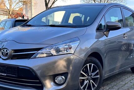 Toyota Verso 89.900 km 10.490 € Dortmund 44149