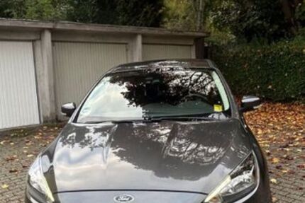 Ford Focus 122.000 km 10.600 € Dortmund 44328