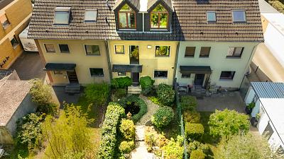 PLATZWUNDER MIT GARTENIDYLLE & KAMIN-CHARME - Haus Dortmund Mengede | Angebot:26962445