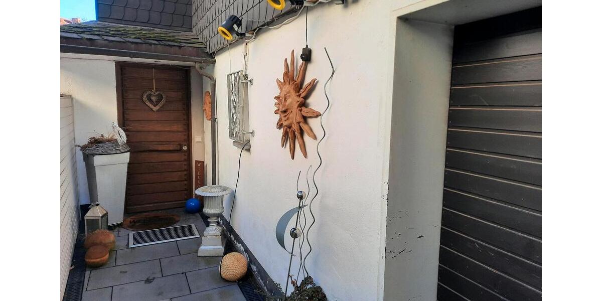 Einfamilienhaus Unna Alte Heide - 18 Zimmer, 395 m&sup2;, 530.000&euro; | Angebot:24659099