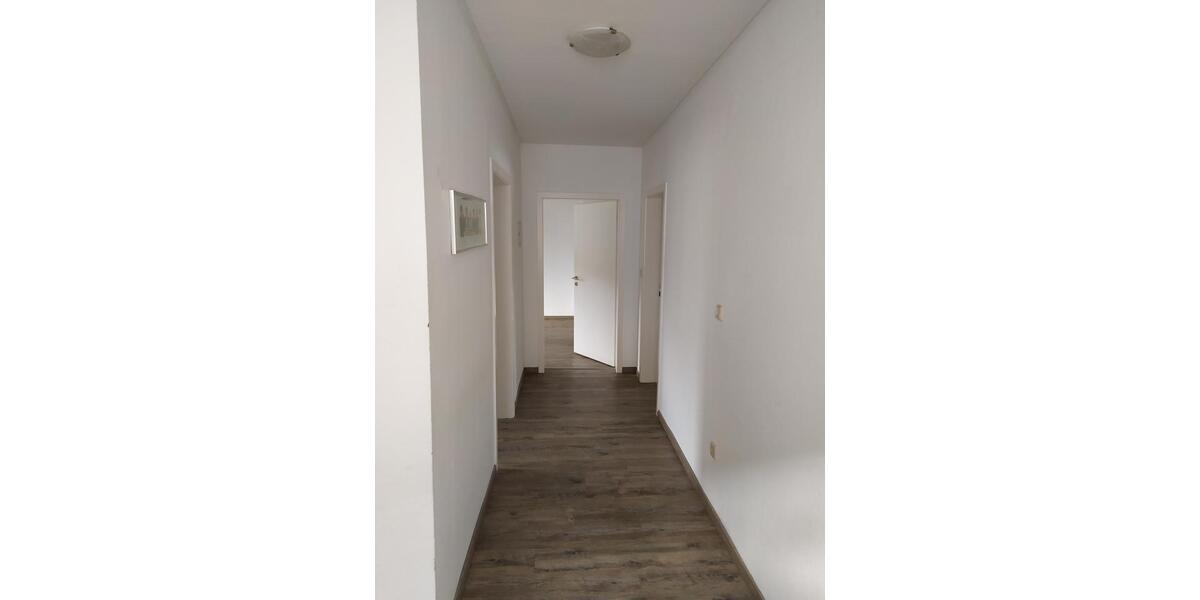 Dachgeschoßwohnung Menden (Sauerland) - 2 Zimmer, 61 m&sup2;, 75.000&euro; | Angebot:26994423