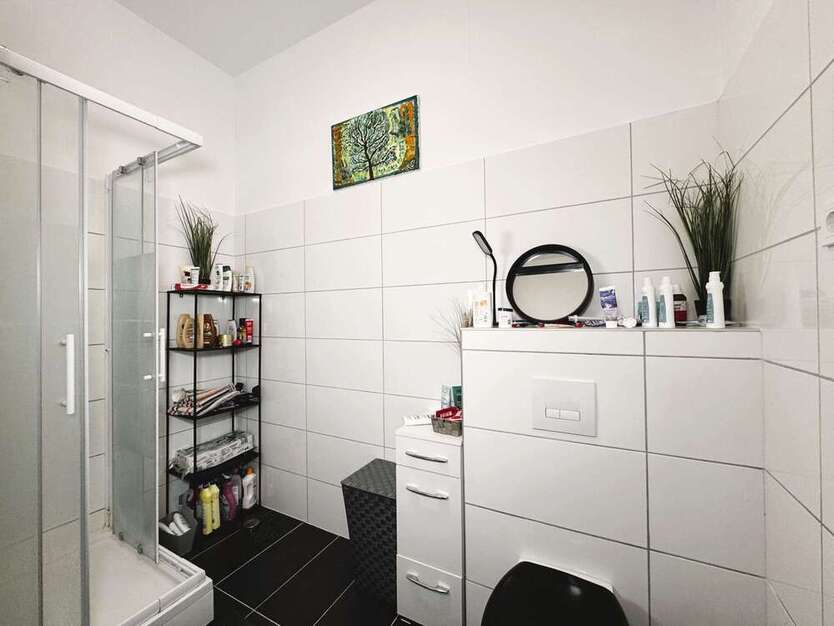 Attraktive vermietete 1,5 Zimmer, Eigentumswohnung mit Garten in Top-Zustand in HammHerringen