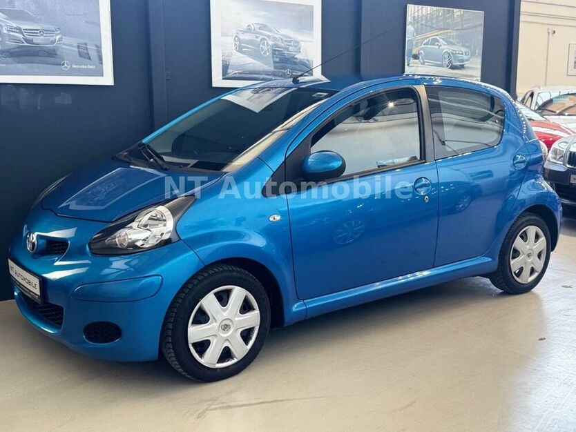 Aygo (X)
