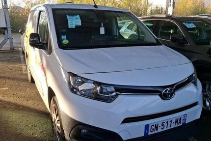 Toyota Proace City 124.000 km 13.890 &euro; Gelsenkirchen 45884
