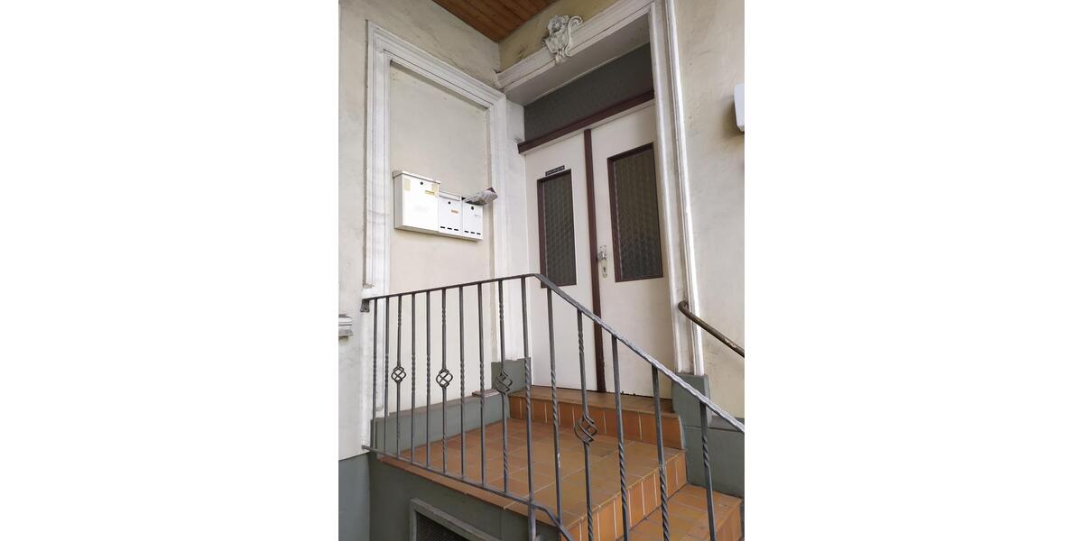 Dachgeschoßwohnung Menden (Sauerland) - 2 Zimmer, 61 m&sup2;, 75.000&euro; | Angebot:26994423