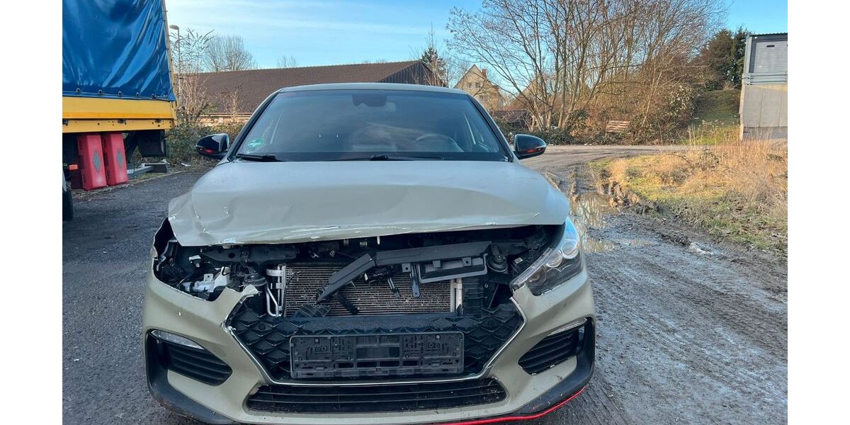 Hyundai i30 126.080 km 9.900 &euro; Dortmund 44339