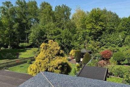 Kompakt, gemütlich, mit Ausblick! Wohnung mit kleiner Dachterrasse 3 zimmer