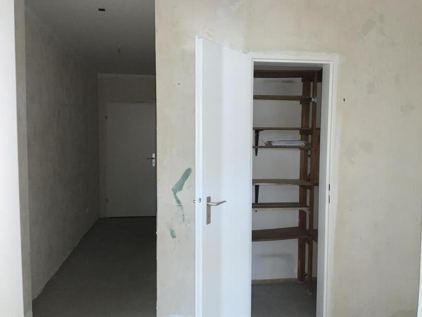 Bezugsfertige 2-Zimmer in Kamen Methler - Balkon - Laminat und Tapeten neu zimmer