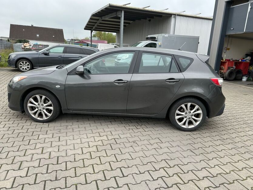 Mazda 3 154.993 km 3.300 € Lüdinghausen 59348