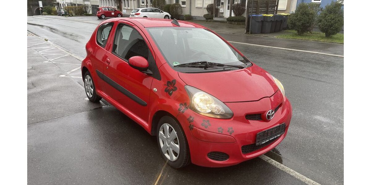 Toyota Aygo (X) 177.000 km 2.900 &euro; Iserlohn 58638