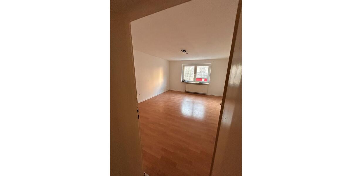 Hochparterre Hagen Hagen-Mitte - 1 Zimmer, 42 m&sup2;, 410&euro; | Angebot:24781961