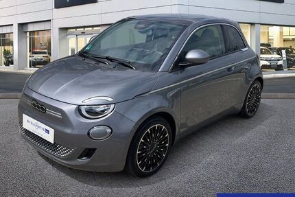 Fiat 500e 15.170 km 21.890 € Essen 45143