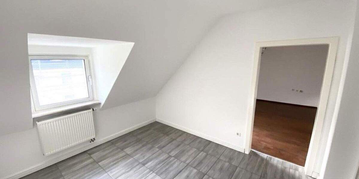 Etagenwohnung Hagen Mittelstadt - 3 Zimmer, 85 m&sup2;, 139.000&euro; | Angebot:24836230