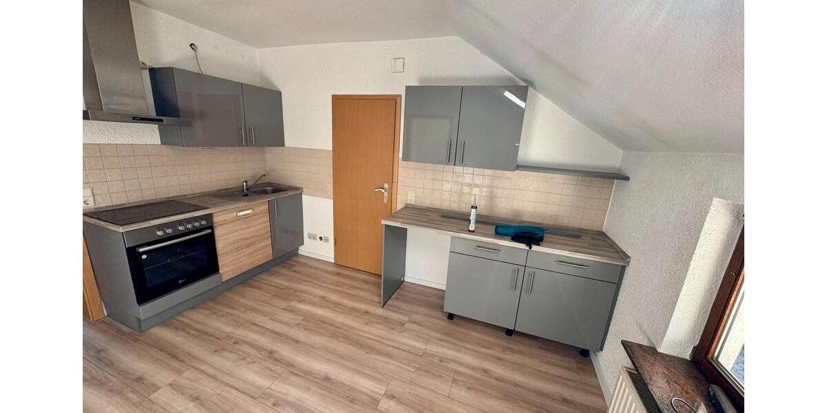Dachgeschoßwohnung Iserlohn - 3 Zimmer, 56 m&sup2;, 450&euro; | Angebot:26347741