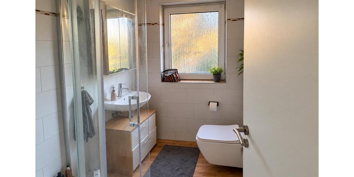 Dachgeschoßwohnung Castrop-Rauxel Becklem - 3 Zimmer, 70 m&sup2;, 166.000&euro; | Angebot:27482314