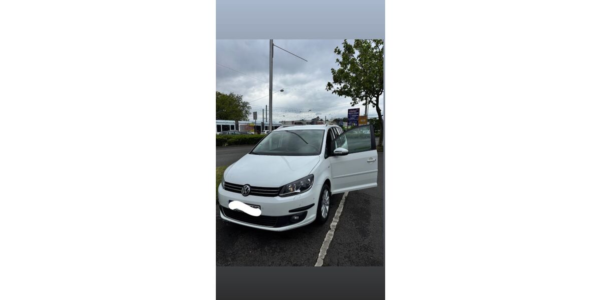 VW Touran 207.000 km 10.399 &euro; Herne 44627