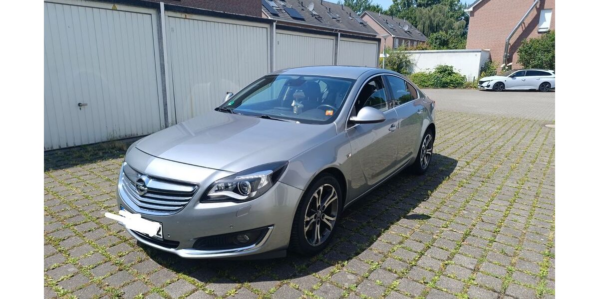 Opel Insignia 144.000 km 7.690 &euro; Bochum 44805