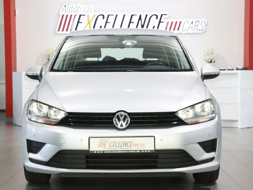 VW Golf Sportsvan 1.2 TSI / 2-ZONEN-KLIMAAUTOMATIK 120.000 km 7.991 € Hamm 59077