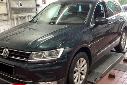VW Tiguan 113.445 km 19.590 &euro; Witten 58453