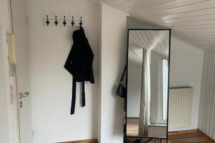 Dachgeschosswohnung 1 zimmer