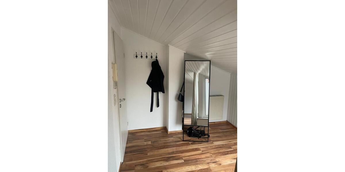 Dachgeschosswohnung 1 zimmer