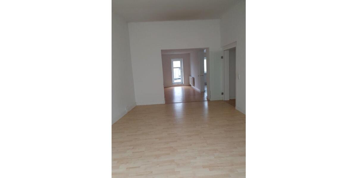 Etagenwohnung Schwerte - 4 Zimmer, 125 m&sup2;, 1.100&euro; | Angebot:26201619