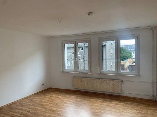 Etagenwohnung Dortmund Eving - 2 Zimmer, 64 m&sup2;, 475&euro; | Angebot:25917236